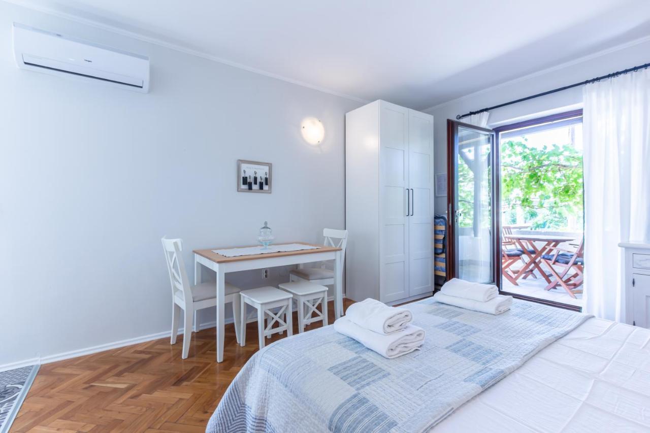 Apartments Vladan With Terrace Baška Exteriér fotografie